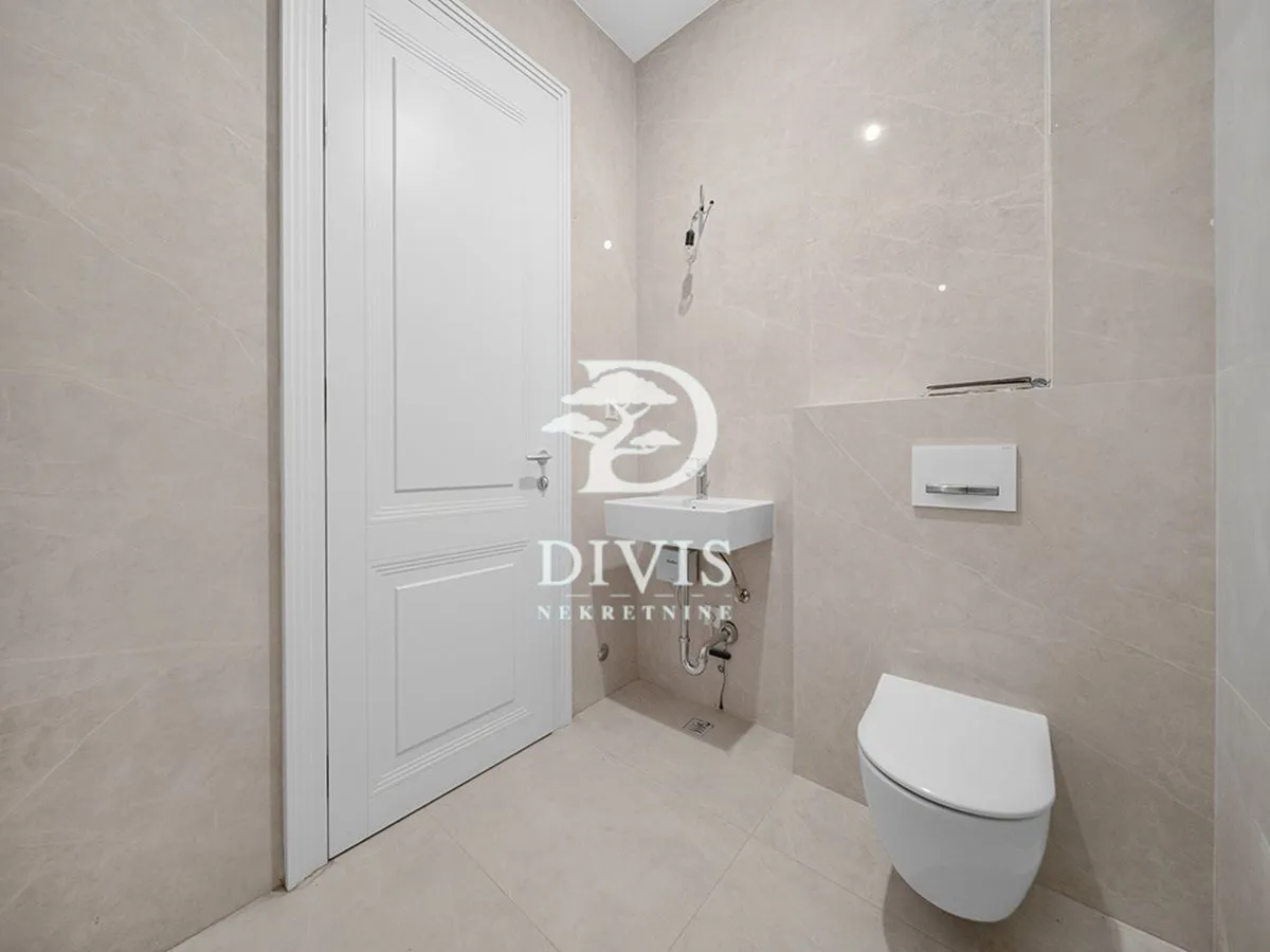 Sale, four bedroom apartment, 132m², Vračar Hram, Vračar Sve Podlokacije
