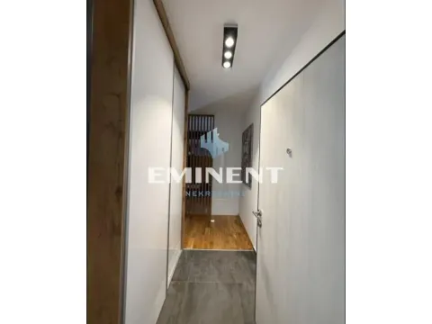 Izdavanje, trosoban stan, 56m², Južni Bulevar, Vračar Sve Podlokacije - image 7