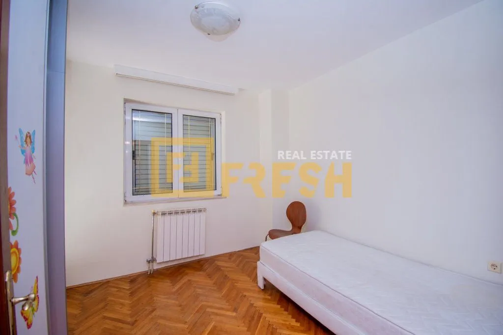 Rent, house, 600m², Zagorič, Podgorica