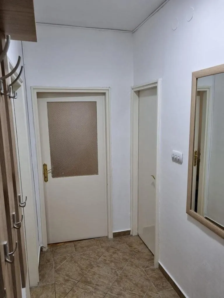 Izdavanje, jednosoban stan, 50m², Preko Morače, Podgorica