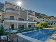 Sale, three bedroom apartment, 124m², Stoliv, Kotor - image 1