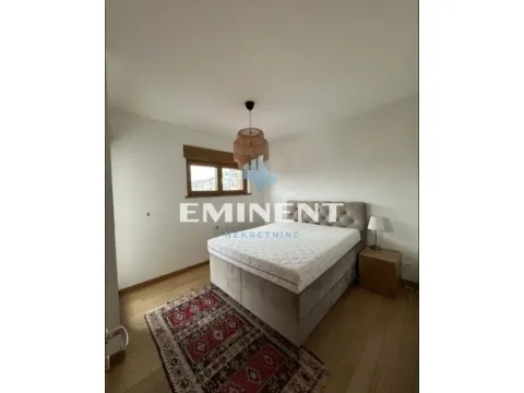 Rent, two bedroom apartment, 55m², Južni Bulevar, Vračar Sve Podlokacije - image 7