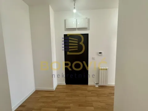 Prodaja, četvorosoban stan, 124m², Karaburma, Palilula Sve Podlokacije - image 10