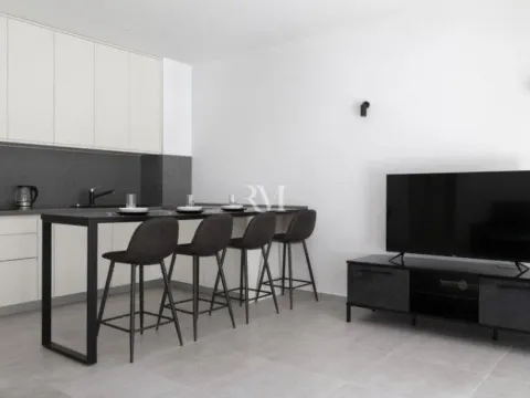 Izdavanje, jednosoban stan, 61m², Kotor, Crna Gora - image 9