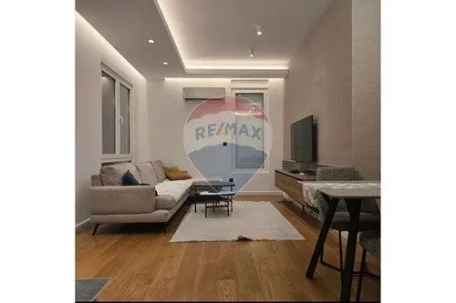 Izdavanje, garsonjera, 70m², Blok 9, Podgorica