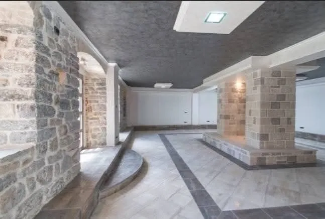 Sale, office space, 102m², Centar, Herceg Novi
