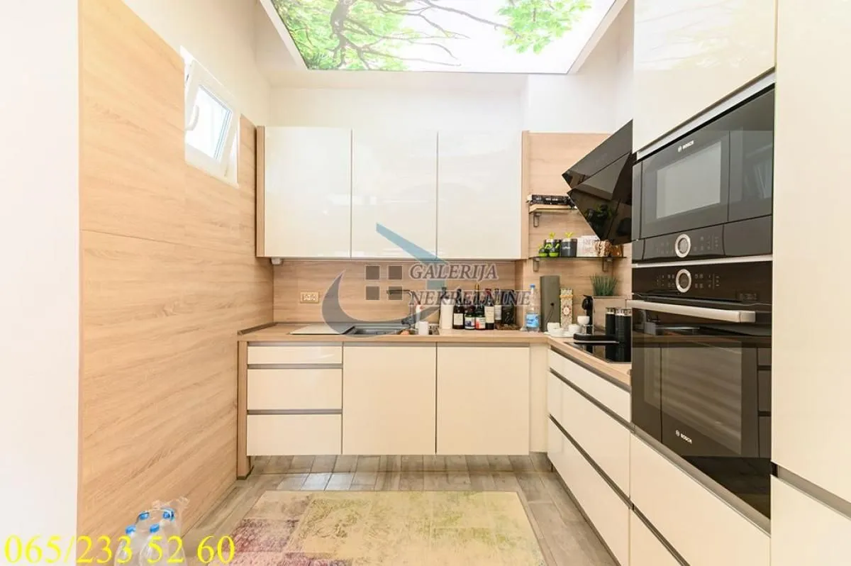 Sale, three bedroom apartment, 83m², Južni Bulevar, Vračar Sve Podlokacije