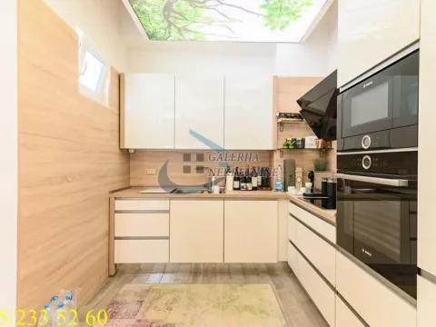 Sale, three bedroom apartment, 83m², Južni Bulevar, Vračar Sve Podlokacije - image 6