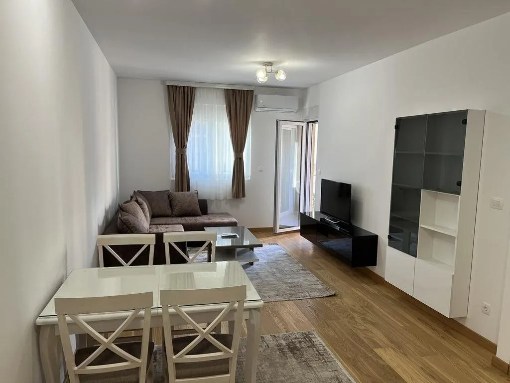 Rent, one bedroom apartment, 50m², City Kvart, Podgorica