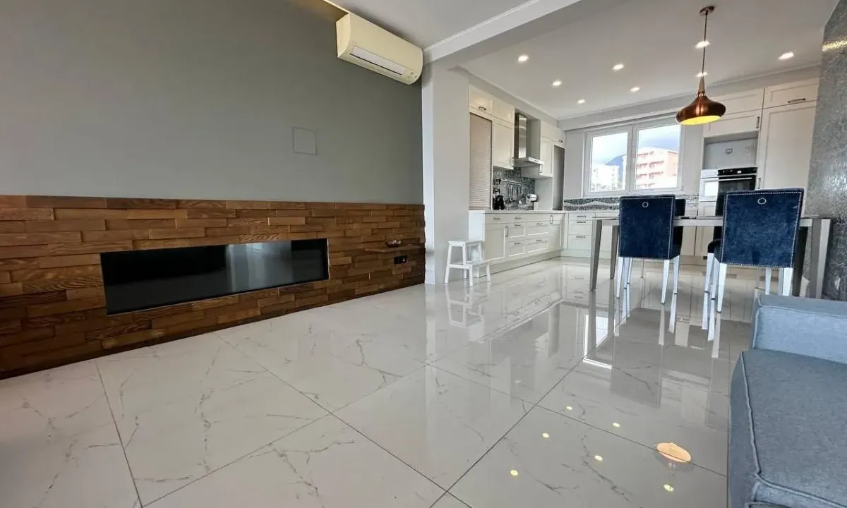 Prodaja, dvosoban stan, 131m², Bečići, Budva