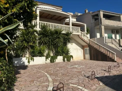 Prodaja, kuća, 164m², Utjeha, Bar - image 11