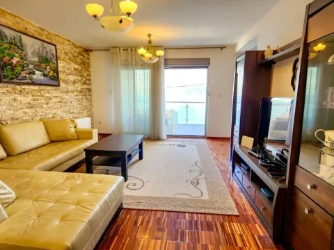 Sale, two bedroom apartment, 105m², Stoliv, Kotor - image 2