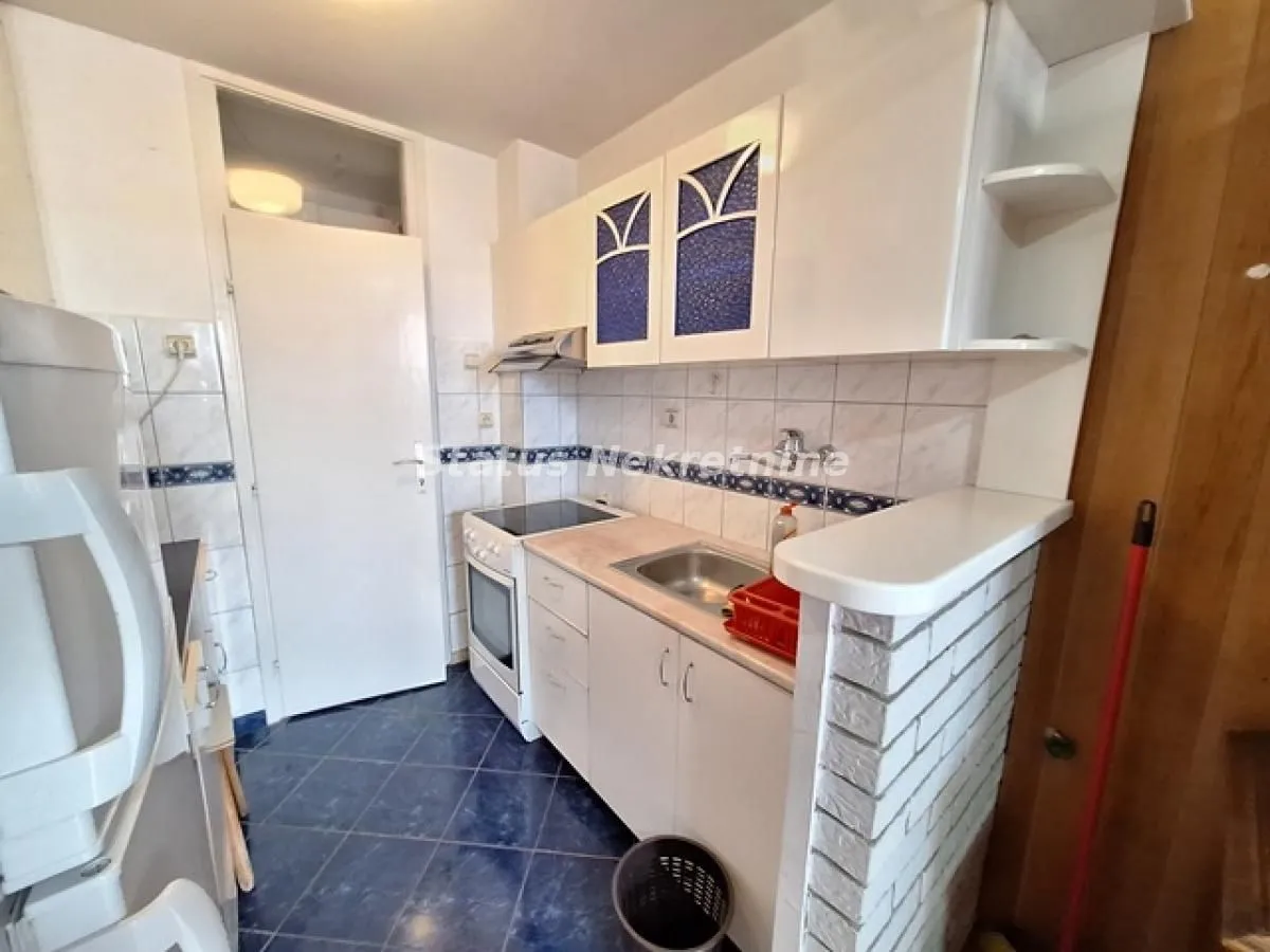 Izdavanje, jednosoban stan, 40m², Liman 3, Novi Sad Sve Podlokacije