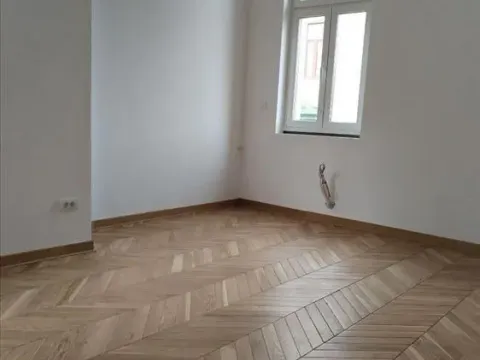 Rent, four bedroom apartment, 115m², Savski Venac, Beograd