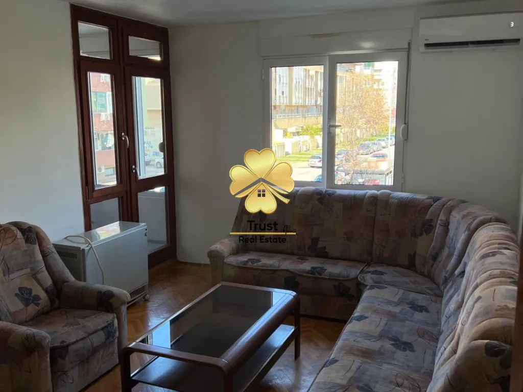 Izdavanje, dvosoban stan, 76m², Stari Aerodrom, Podgorica