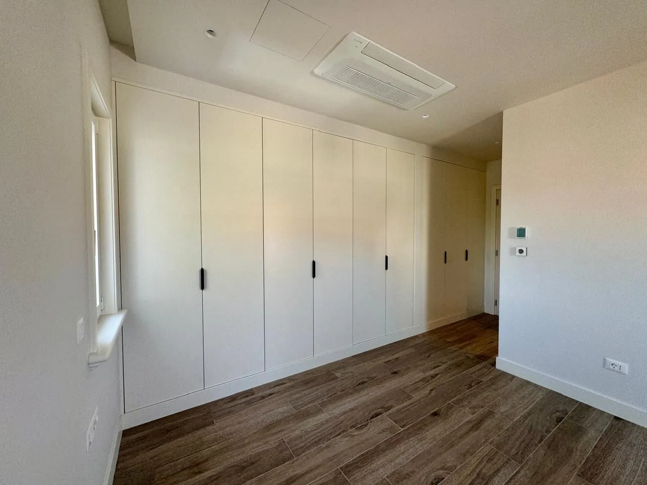 Rent, three bedroom apartment, 186m², Luštica Bay, Tivat