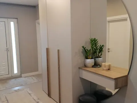 Prodaja, kuća, 350m², Vranići, Podgorica - image 14