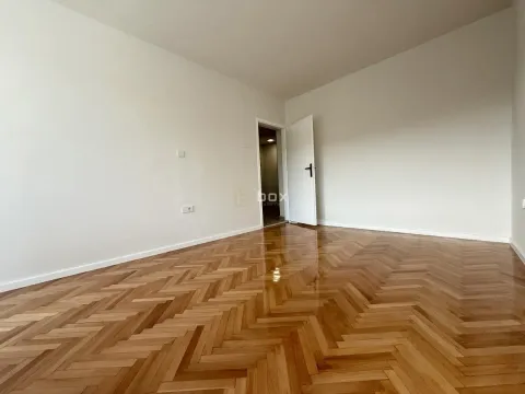 Prodaja, trosoban stan, 92m², Palilula, Niš - image 10