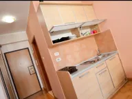 Izdavanje, garsonjera, 25m², Centar, Budva - image 4