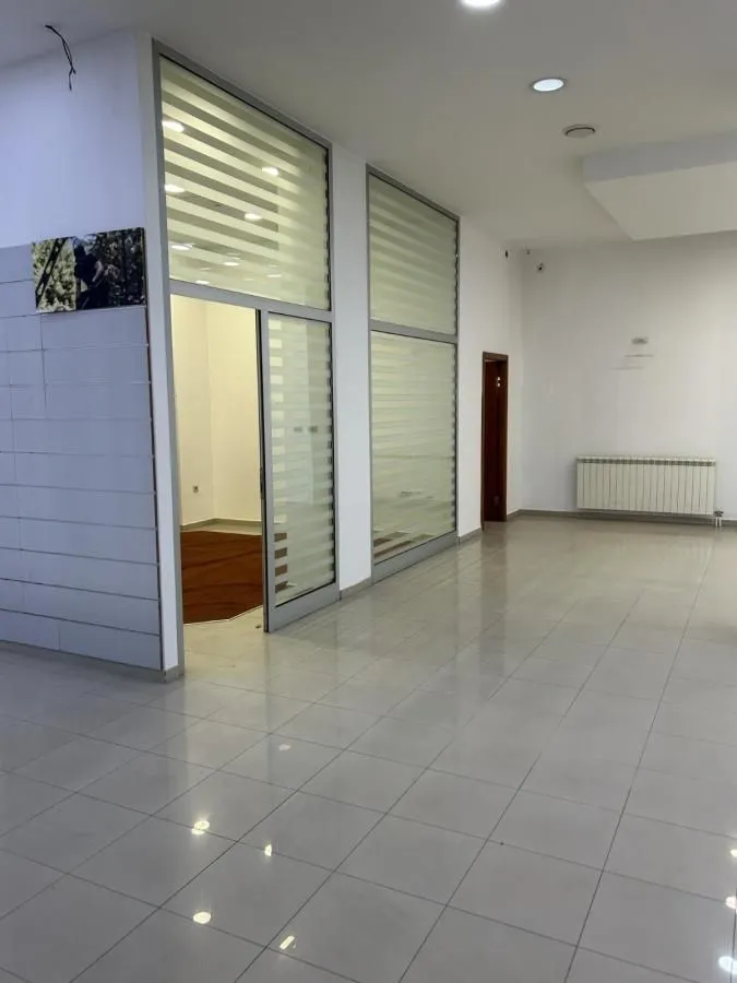 Rent, office space, 250m², Centar Sve Podlokacije, Beograd