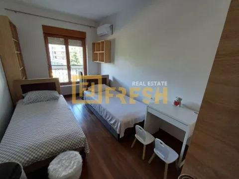 Izdavanje, dvosoban stan, 69m², Master Kvart, Podgorica - image 17