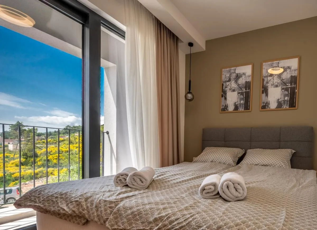 Prodaja, kuća, 250m², Mrčevac, Tivat