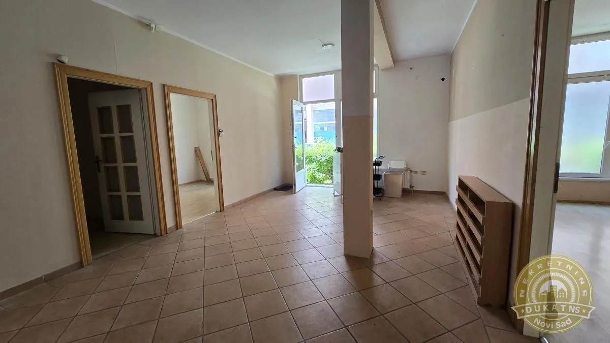 Rent, office space, 70m², Novi Sad, Srbija