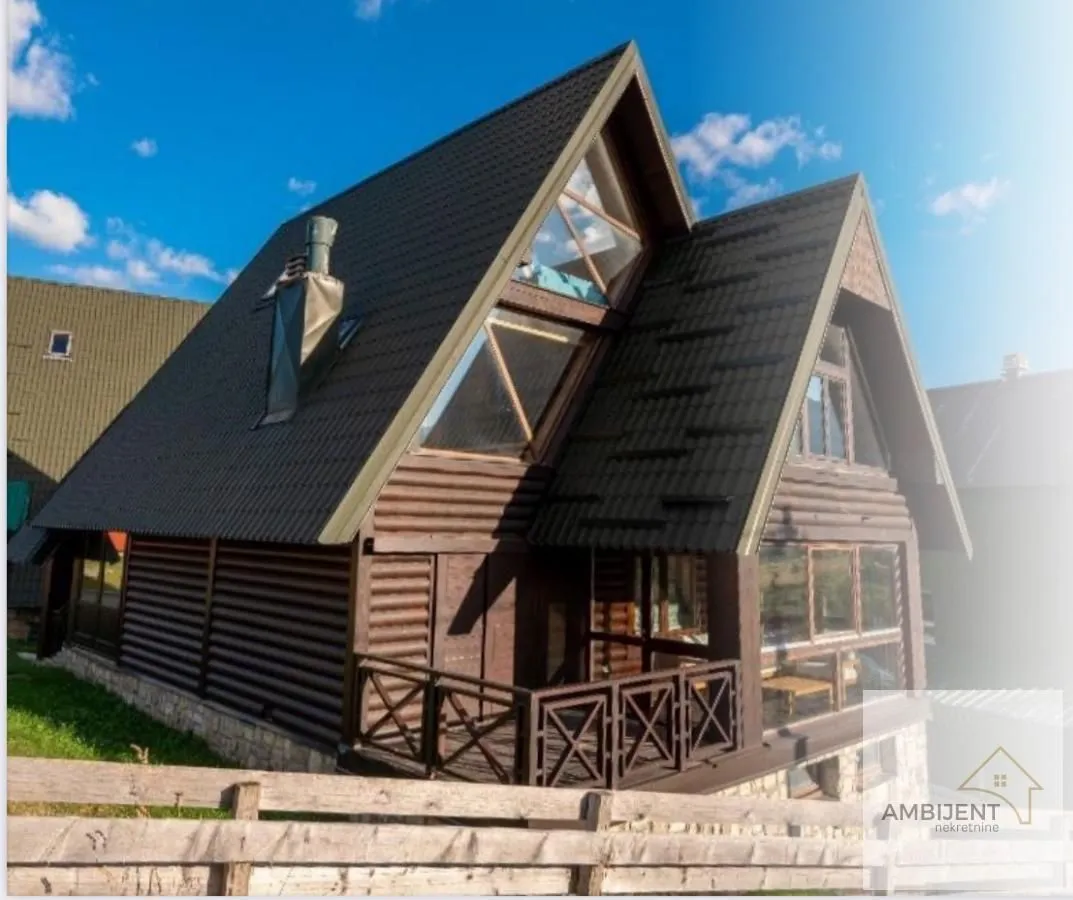 Prodaja, kuća, 350m², Žabljak, Crna Gora