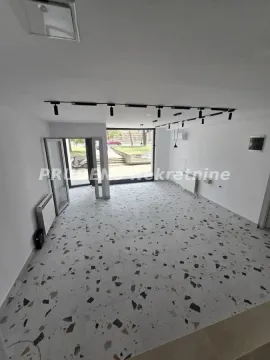 Poslovni prostor in Vukov Spomenik