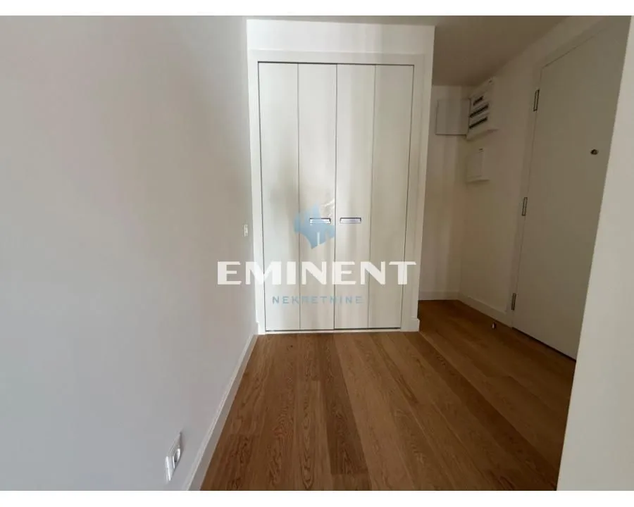 Sale, three bedroom apartment, 74m², Novi Beograd Blok 67, Novi Beograd Sve Podlokacije