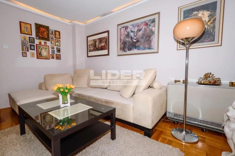 Sale, apartment, 95m², Železnik, Beograd