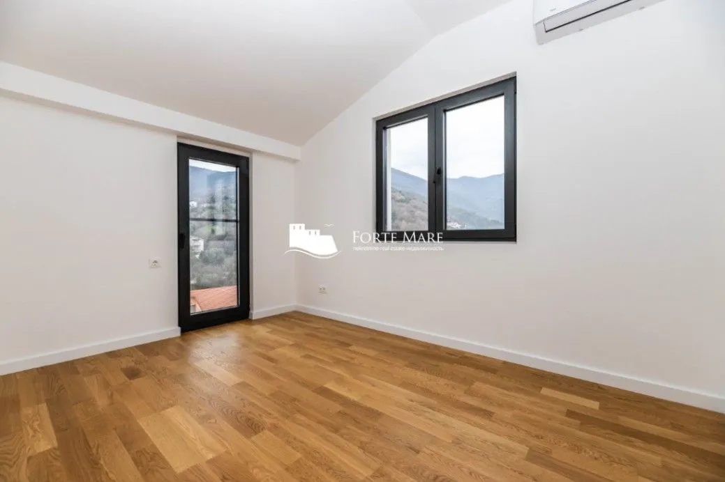 Prodaja, trosoban stan, 88m², Bijela, Herceg Novi