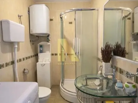 Izdavanje, dvosoban stan, 52m², Centar, Novi Sad - image 7