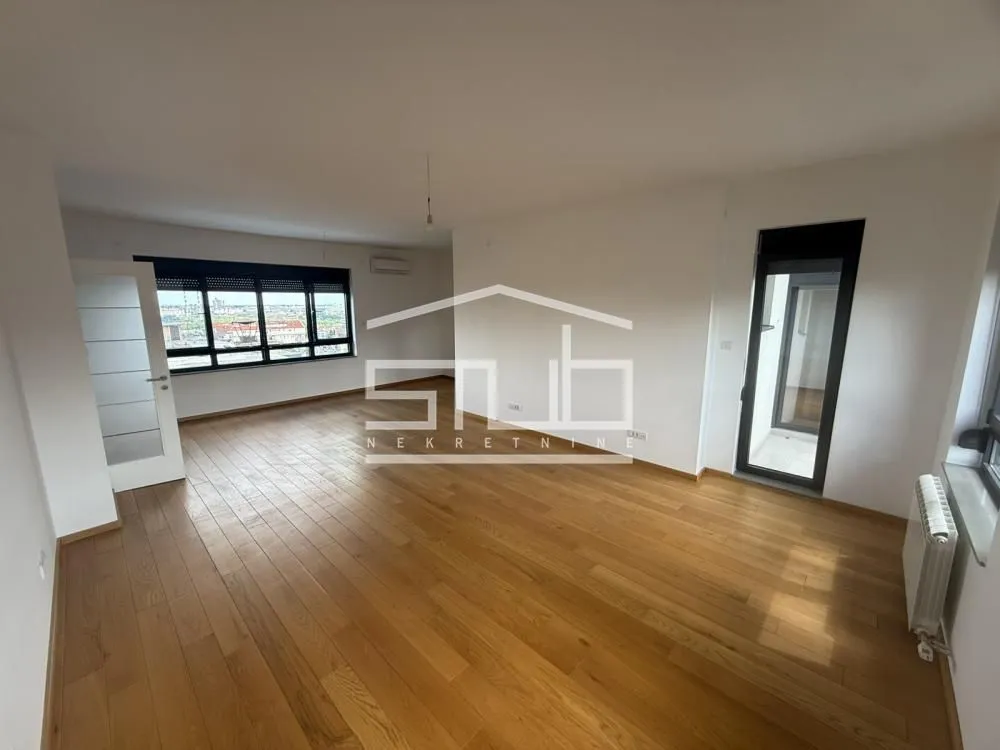 Rent, four bedroom apartment, 172m², Čukarica, Beograd