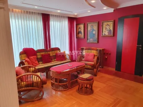 Prodaja, četvorosoban stan, 137m², Lekino Brdo, Voždovac Sve Podlokacije - image 3