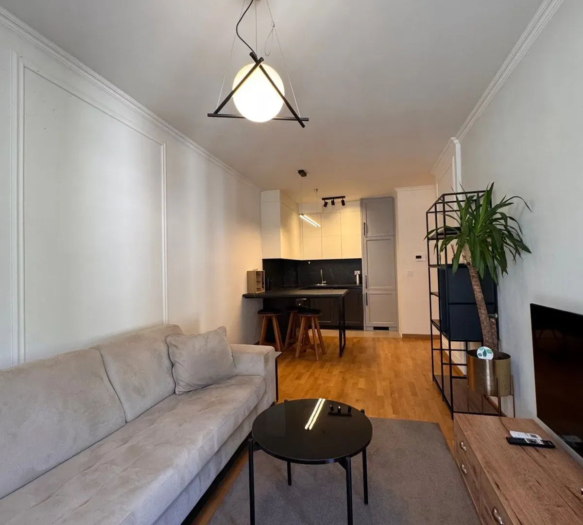 Rent, one bedroom apartment, 62m², Bečići, Budva
