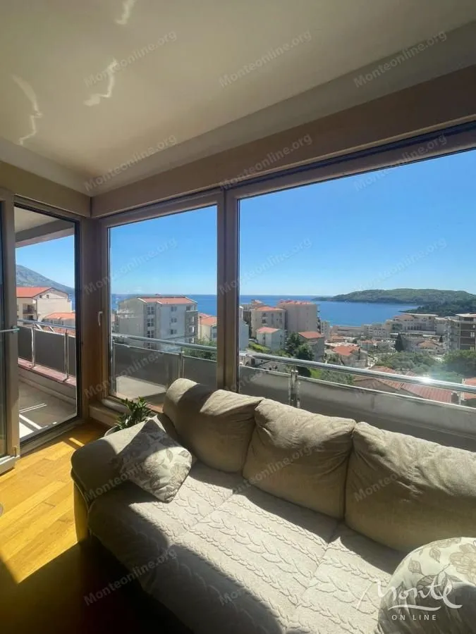 Sale, three bedroom apartment, 98m², Bečići, Budva