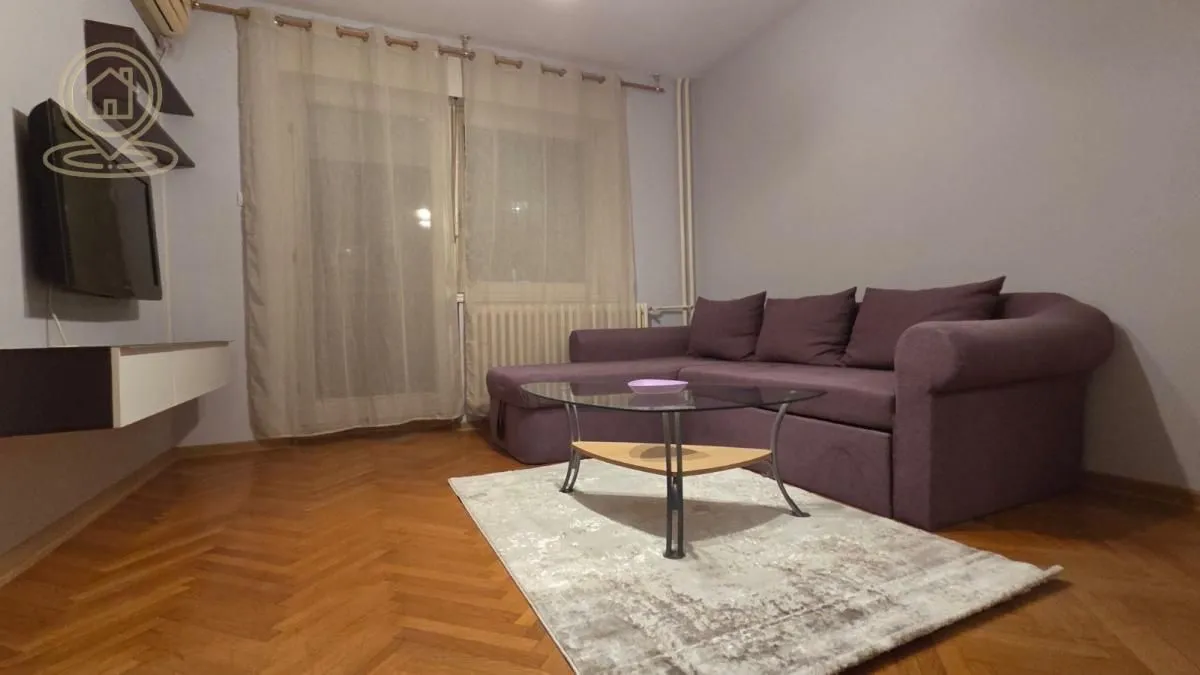 Izdavanje, jednosoban stan, 42m², Rotkvarija, Novi Sad Sve Podlokacije