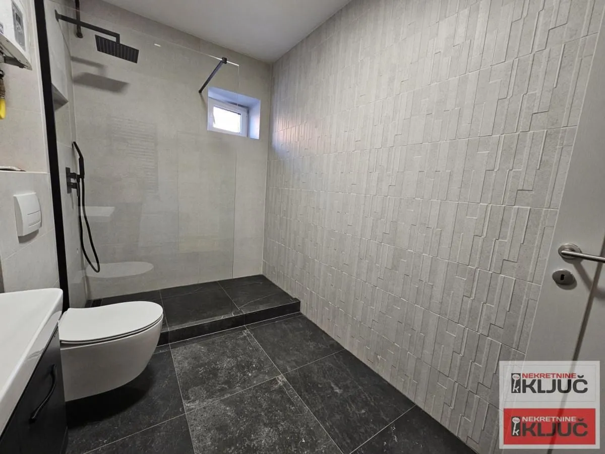Prodaja, četvorosoban stan, 101m², Telep, Novi Sad Sve Podlokacije