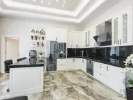 Sale, three bedroom apartment, 476m², Pinješ, Ulcinj - image 8