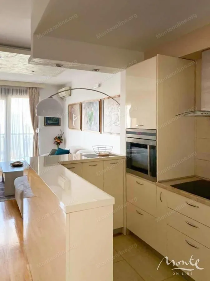 Sale, three bedroom apartment, 112m², Bečići, Budva