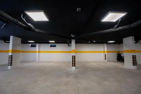 Izdavanje, ugostiteljski objekat, 1600m², Budva, Crna Gora - image 15