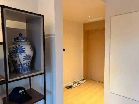 Prodaja, jednosoban stan, 62m², Boka Place, Tivat - image 4