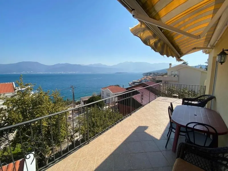 Prodaja, kuća, 230m², Krašići, Tivat