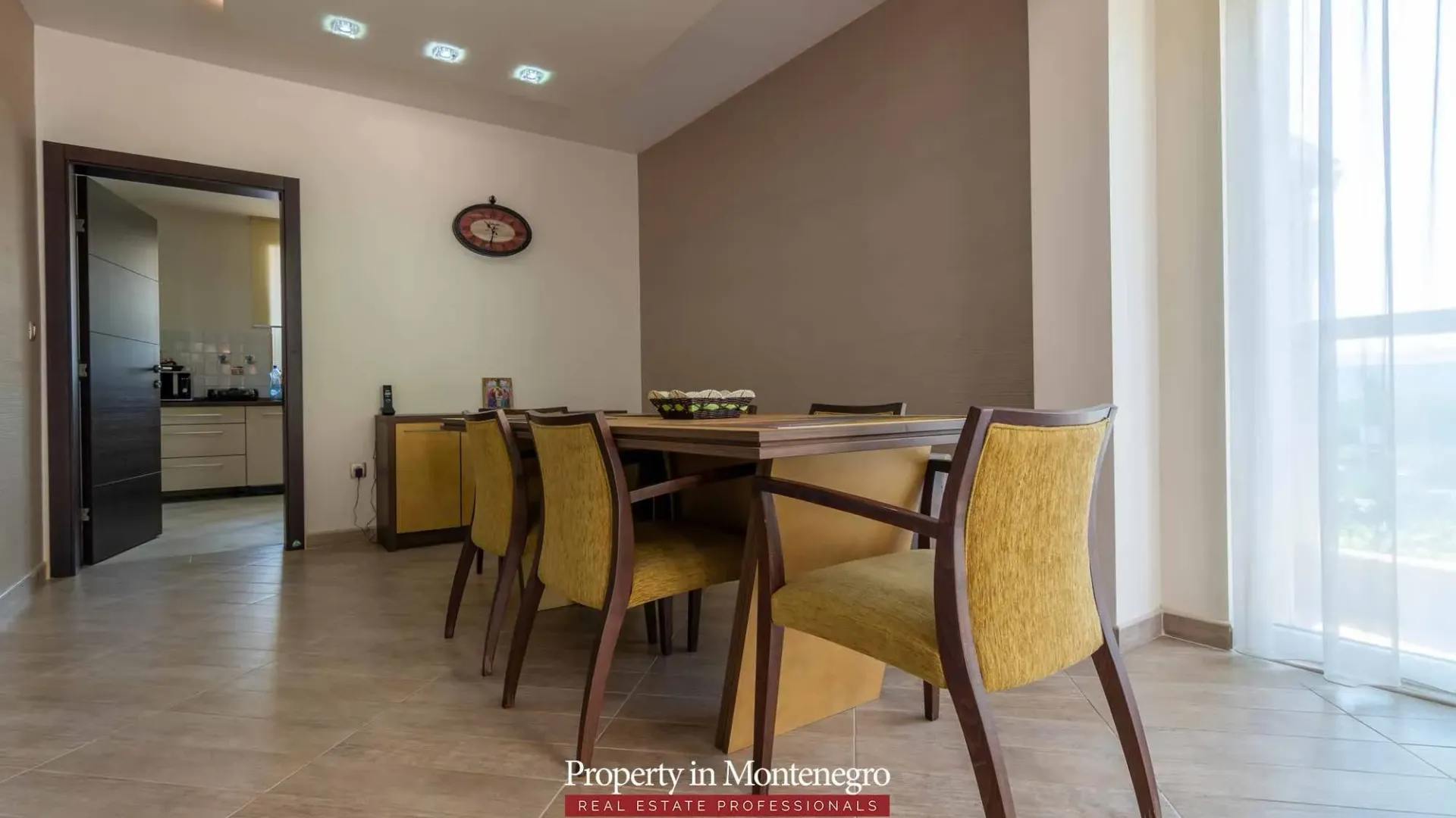 Prodaja, kuća, 267m², Mrčevac, Tivat