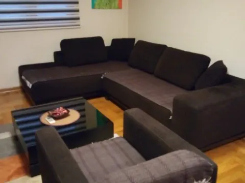 Izdavanje, jednosoban stan, 51m², Pobrežje, Podgorica - image 13