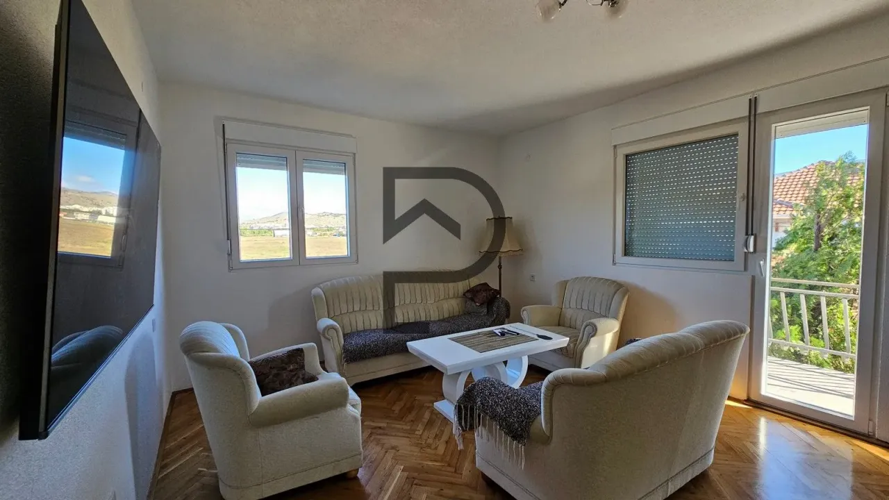 Izdavanje, stan, 91m², Gornja Gorica, Podgorica