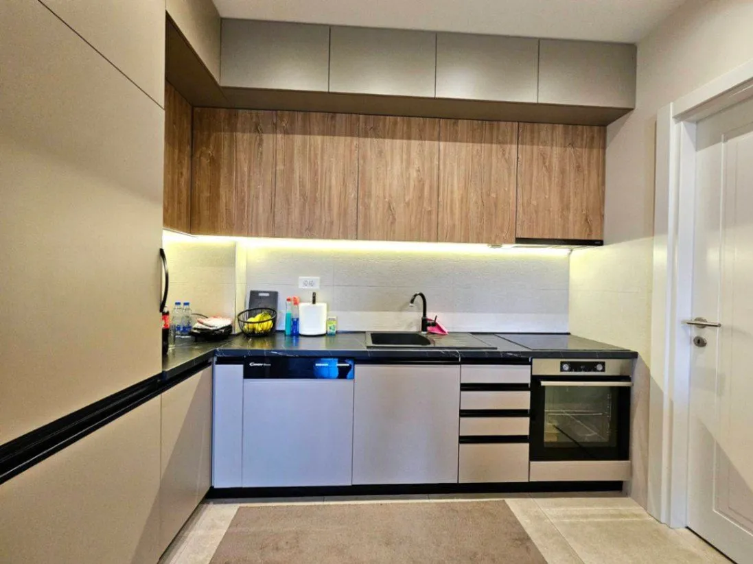 Prodaja, dvosoban stan, 70m², Tološka šuma, Podgorica