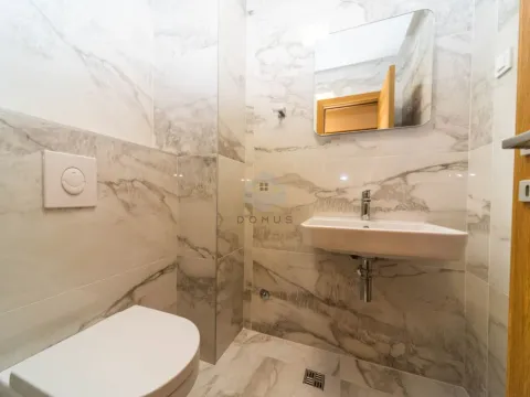 Izdavanje, dvosoban stan, 80m², Podgorica, Crna Gora - image 13