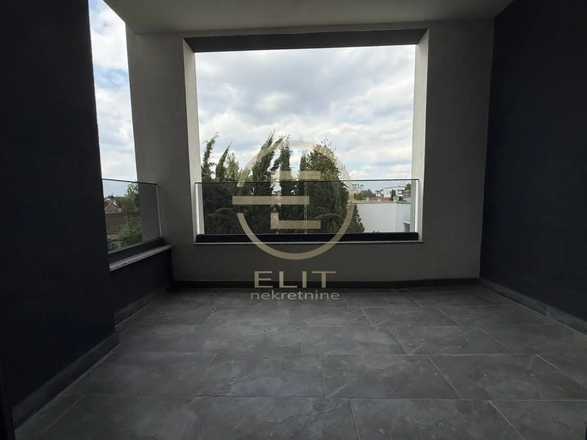 Prodaja, stan, 136m², Bulevar Evrope, Novi Sad Sve Podlokacije